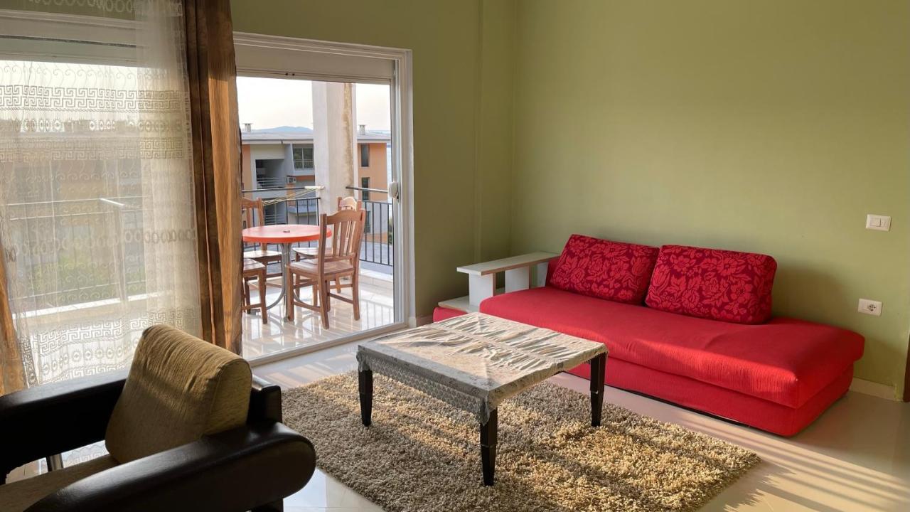 Azure Apartments By Kondo Stays Vlorë Extérieur photo